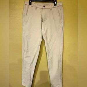 Lululemon beige tan pocket pants 31” inseam 32” waist (Men’s Woman’s)